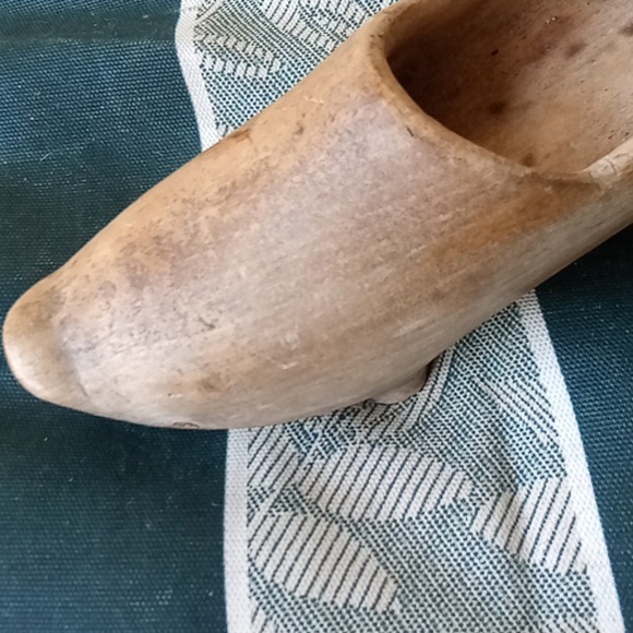 Antique hand made Dutch shoe from Rotterdam Netherlands. (Holland) - Picture 3 of 9
